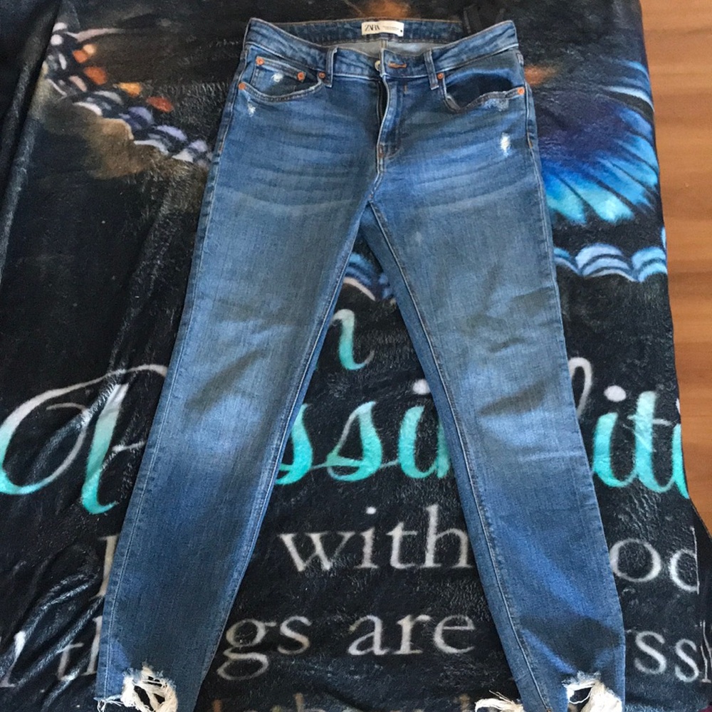 ZARA THE SKINNY JEANS 👖